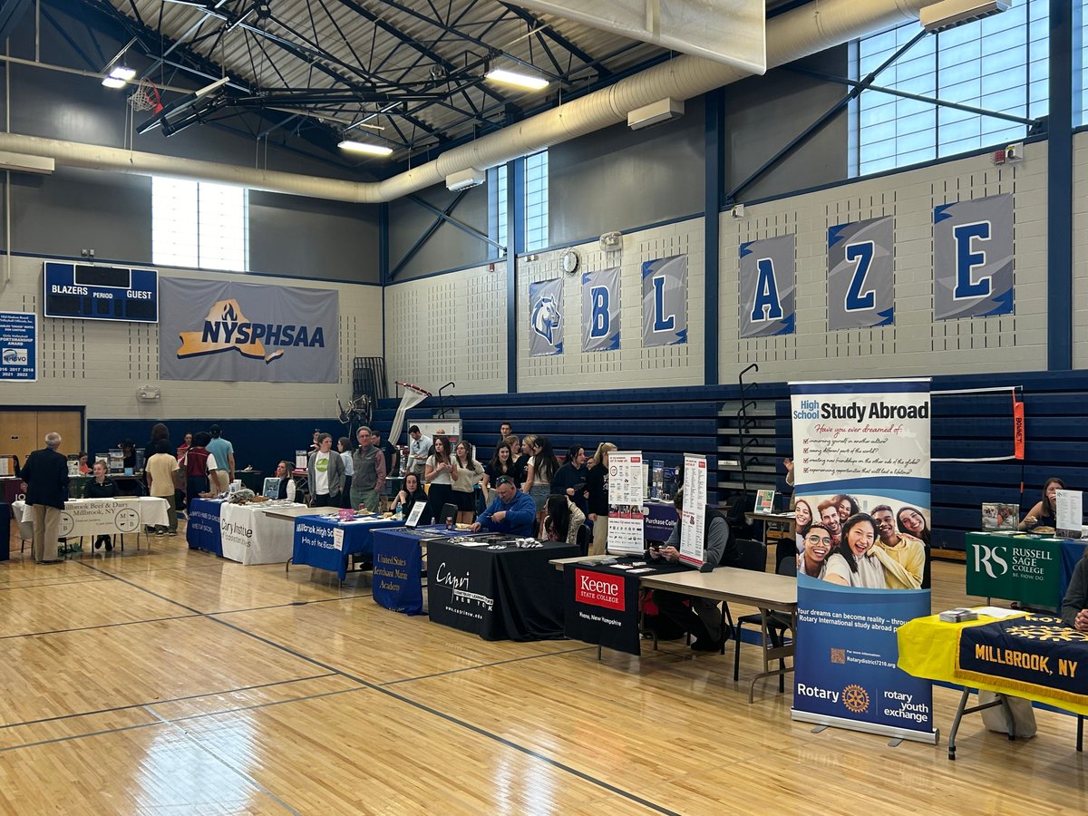 This week's college and career fair at the high school was a hit! Our students had a great time spending time with professionals from various schools and organizations as they explored some of the options available to them after high school. #MCSDConnectedness #goblazers