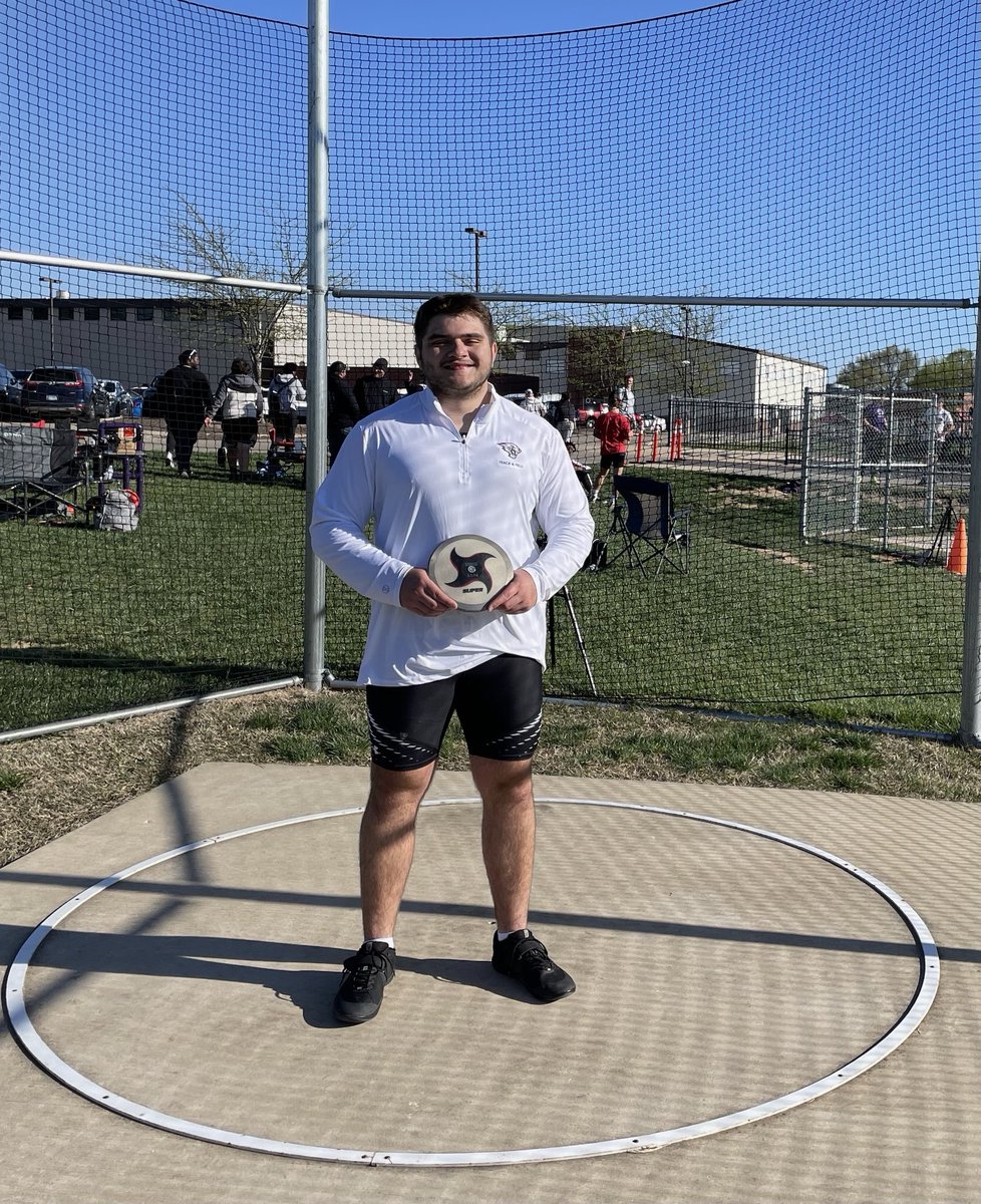 Won both events with 58’ 11” and 172’ 6” in discus and set meet record in the discus! Big Time Caleb Smith. Go Wildcats! Mascoutah Military Classic!