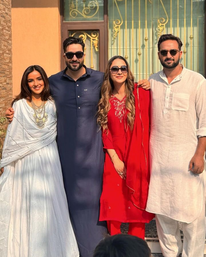 My Favorite Couples😍❤️ Maa Shaa Allah… @jasminbhasin @AlyGoni @IlhamGoni @danishtak #JasminBhasin #AlyGoni #JasLy #JasLyForever #JasLyians