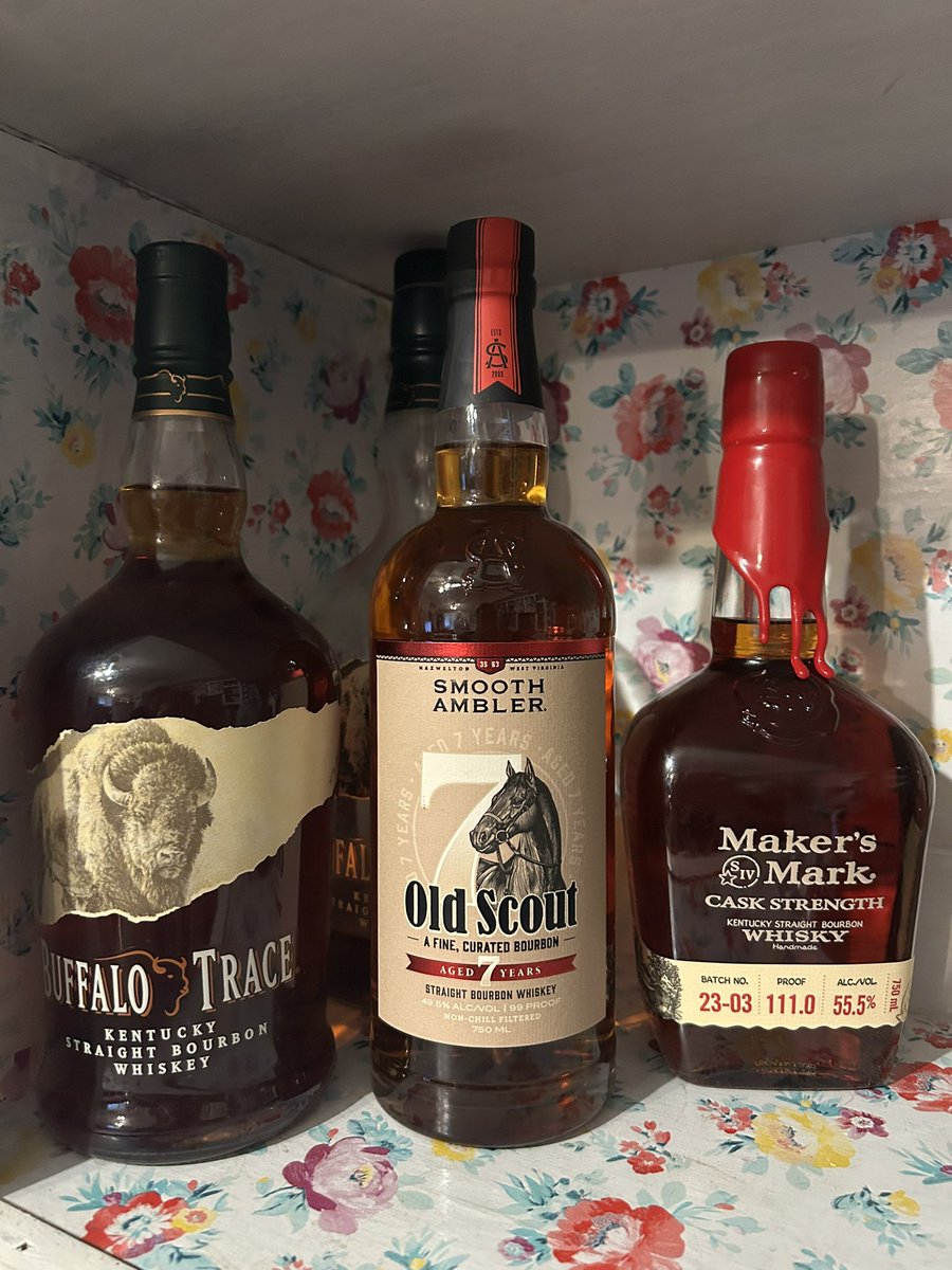 I’m satisfied with my bourbon hunting trip today. I can’t wait to open these up tonight. Have a great weekend! 
#bourbon #whiskey