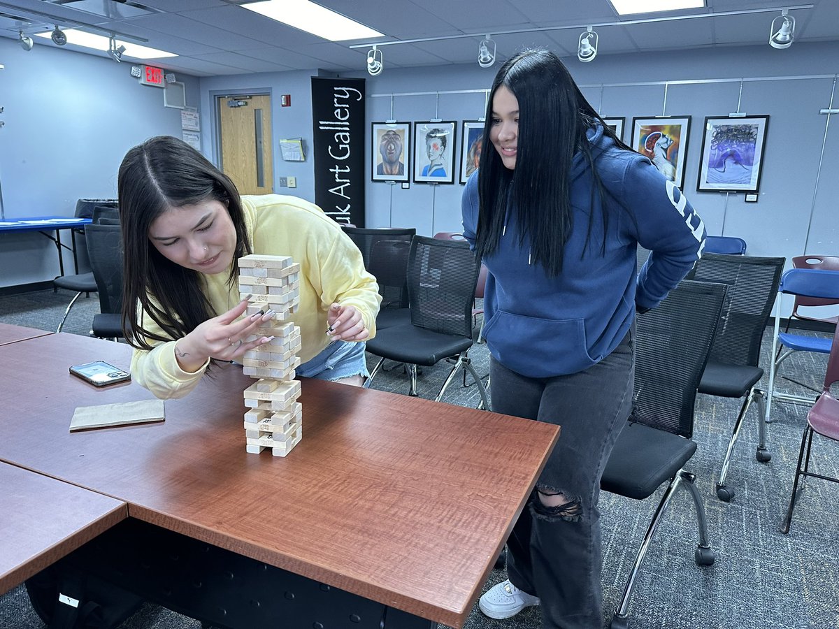 Mrs. Clot WAHS tweet media