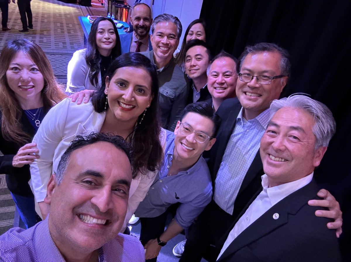 Food for the soul with members of our @AAPILegCaucus ! @RobBonta @fionama @Ash_Kalra @alex_lee @PhilTing @DrJasmeetBains @StephNguyenCA @MikeFongCA @AMuratsuchi @jessicacaloza @mayorcabaldon