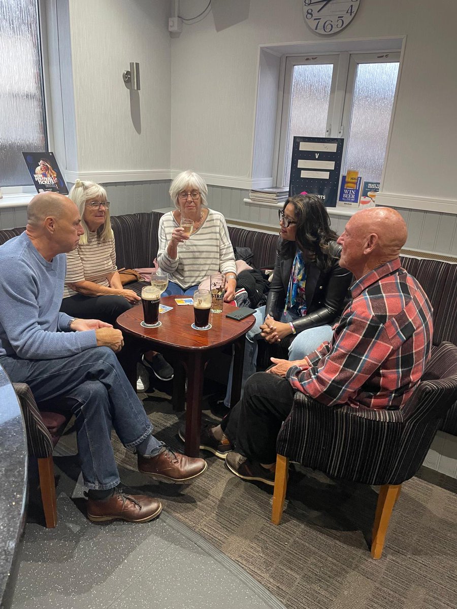 A BIG thank you to the Constitutional Club in Kempston for having me this evening! It was great to meet many Kempstonians and help to pull pints behind the bar with Audra and Graham. There were a wide range of views shared this evening and many things to consider about the…