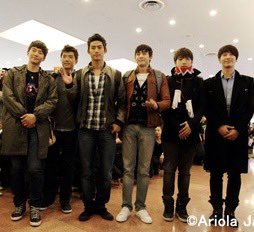 めざめの1枚

また6人揃ったこんな光景がみてみたい💕

1週間お疲れ様でした❣️

　　　　　airport fashion✈️

#2PM
#JUNK #ニックン
#テギョン　#ウヨン
#ジュノ　#チャンソン