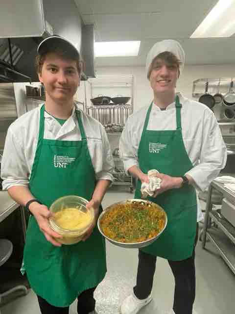 This week Dr. Josiam returned to Chef Jodi’s Global Kitchens class to guest chef and work with our students on Indian cuisine. #untcmht #unthospitality #globalcuisines