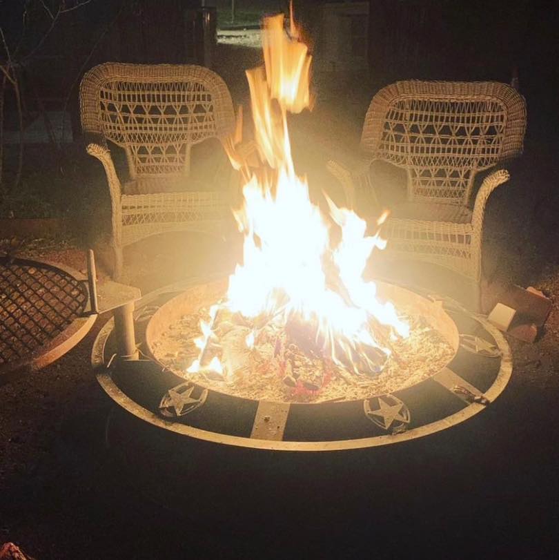sonsriocibolo's tweet photo. Let's go to Son's River Ranch this weekend! Their glamping cabins are only $79 a night on Friday and $99 on Saturday. The river is flowing perfectly for tubing and kayaking right now. The weather will be gorgeous all weekend. Let's do it! #naturetrip #weekendgetaway #funatsons https://t.co/uedofm9RxV