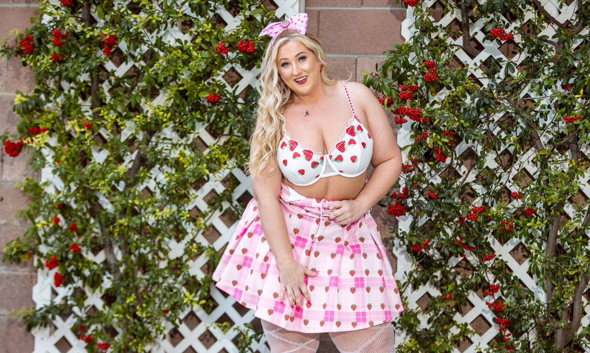 Ashlyn Sparks Returns to Plumper Pass ow.ly/EeAL50RfiY9 @MsAshlynSparks @plumperpass