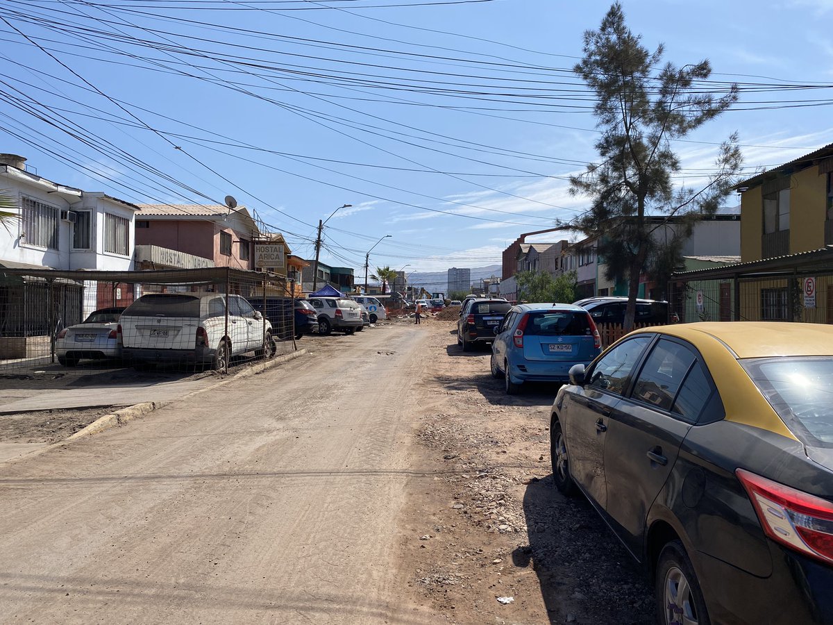 AlexAhumadaCh's tweet photo. @aguasaltiplano llevamos una semana con la calle cortada, harta tierra y polvo, 12 de febrero con Libertad en Iquique https://t.co/hxEF5jSMa4