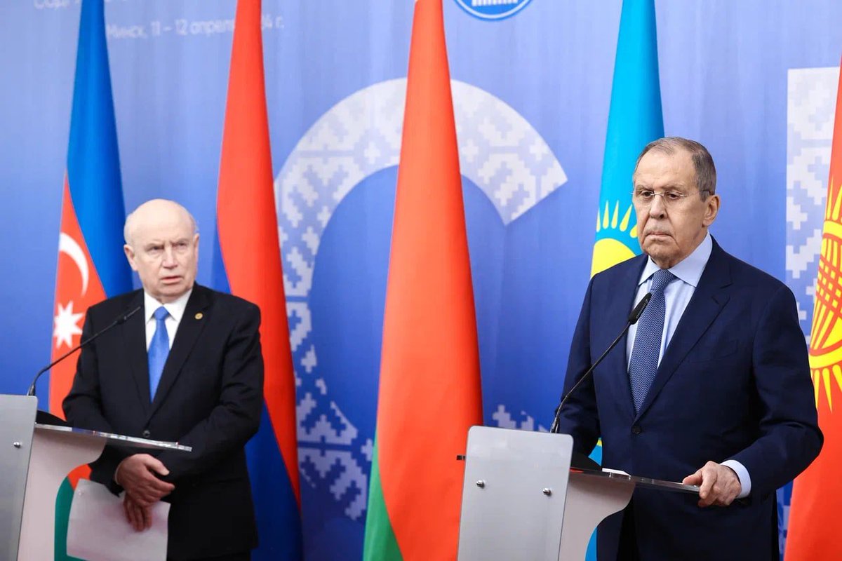 🎙 FM Sergey #Lavrov following the #CIS Foreign Ministers Council meeting in Minsk: 💬 Our top priority is to ensure furthering integration ties in all areas, including the economy, security, law and order and the cultural and humanitarian area. 🔗 shorturl.at/pqBH0