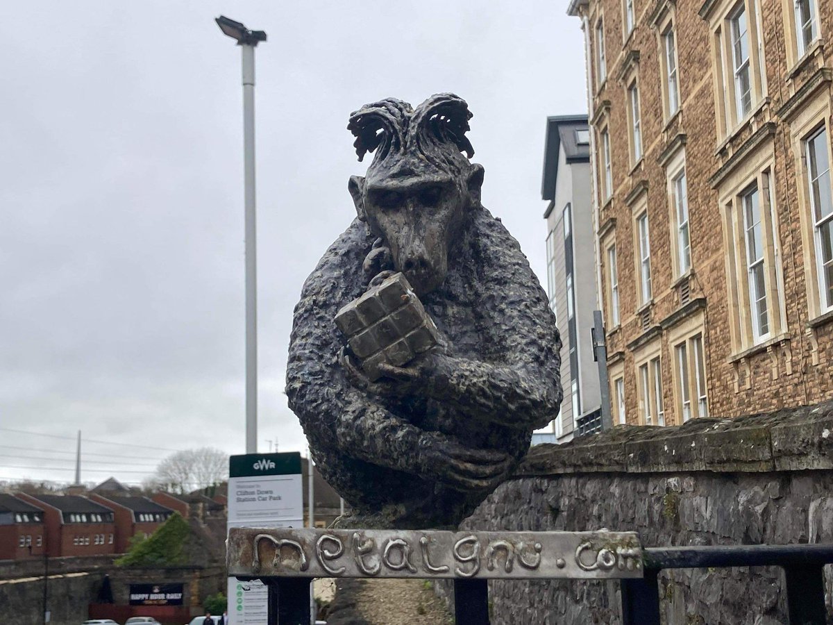 Around Whiteladies Road you may spot these charming metal monkey sculptures. Designed by sculptor Julian Warren in 2016, they playfully celebrate the time day in 1934 when 12 rhesus monkeys escaped the zoo and were sighted all over Clifton for two weeks until being caught.