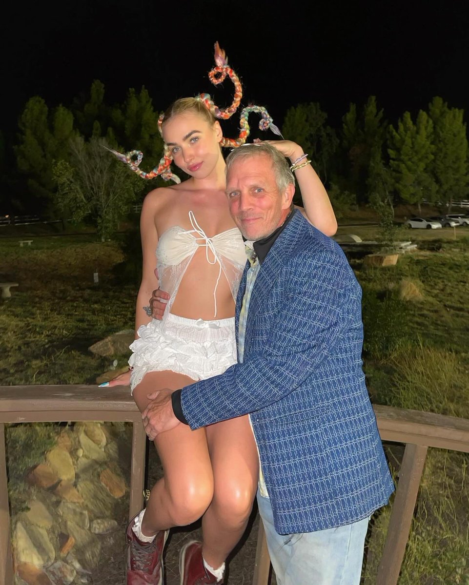 maty noyes tweet media