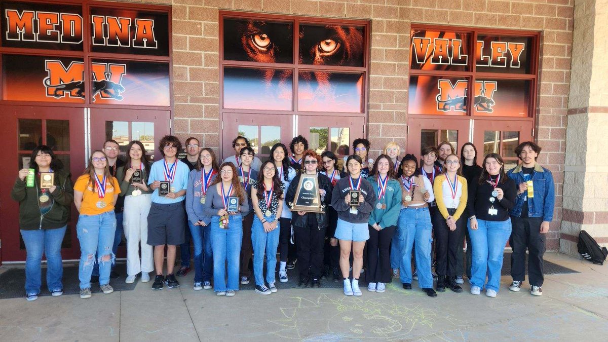 A monumental victory for UIL Academics! 🏆 Winning district sweepstakes and our Speech & Debate Team bagging first place for the sixth consecutive year! Props to our 23 champions heading to regionals. 👏🌠 Big shout-out to our coaches and students!