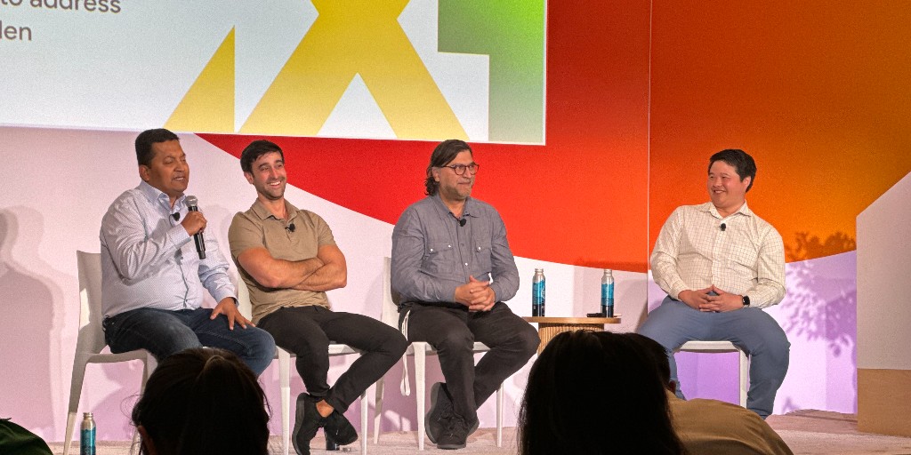 Our conversation at #GoogleNext with Ken Su, Praney Mittal, and John Doulis, energized us for the future of #GenAI in healthcare! Thank you for sharing the stage with Ian Shakil to explore the importance of bidirectional capabilities for #AmbientIntelligence #LetDoctorsBeDoctors