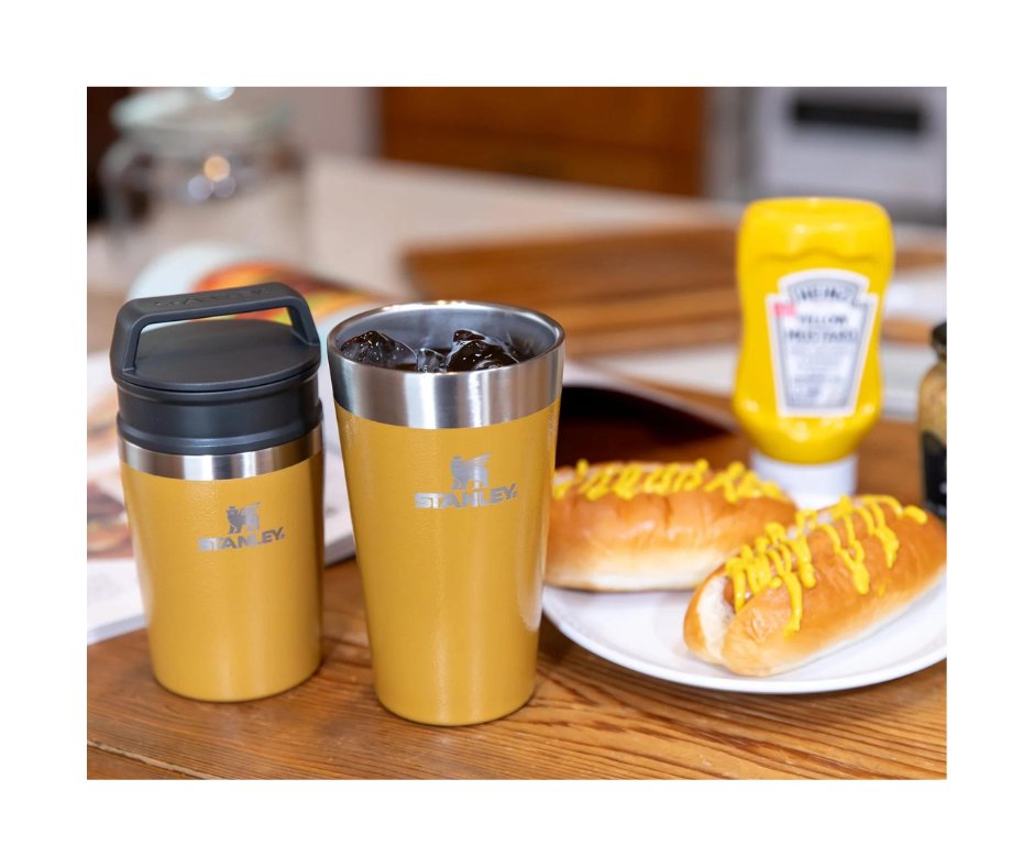shipito's tweet image. Experience the quality of Stanley's vacuum mug, crafted in Japan and delivered worldwide by Shipito. Your perfect cup of tea or coffee awaits! 🌎#STANLEY #JapanCollection #Mug#TraveltoJapan #国際転送 #海外転送

Product: bit.ly/3Q1bTFJ
Shipito: bit.ly/3snnpTm
