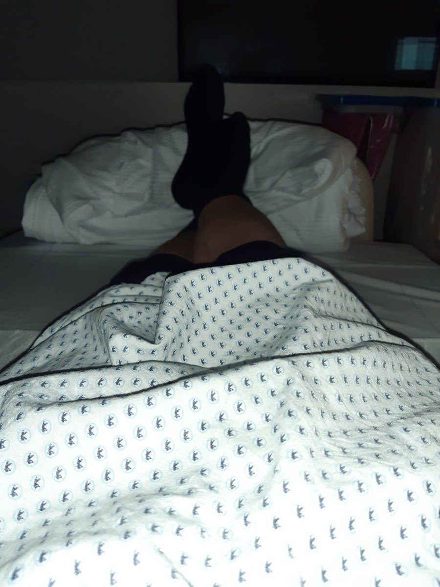 Liege im KH..Verdacht auf Infarkt (again)... zum Ko...

Brustschmerzen, dazu noch ein Brennen 🥺

Mist.