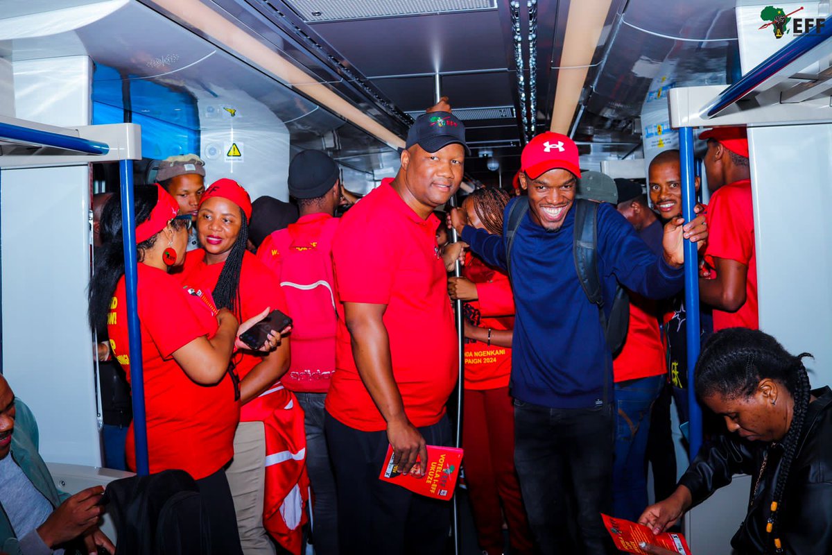 ♦️In Pictures♦️ EFF SG on board in a train from Berea Station to KwaMnyandu Station in uMlazi. SG was leading a train Blitz program today and doing umuntu emmntwini campaign. We are ready for 29 May 2024. #MalemaForSAPresident