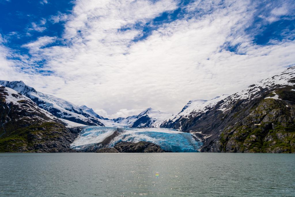 Refreshing your feed with just one of Alaska's iconic glaciers. 🧊 #TravelAlaska