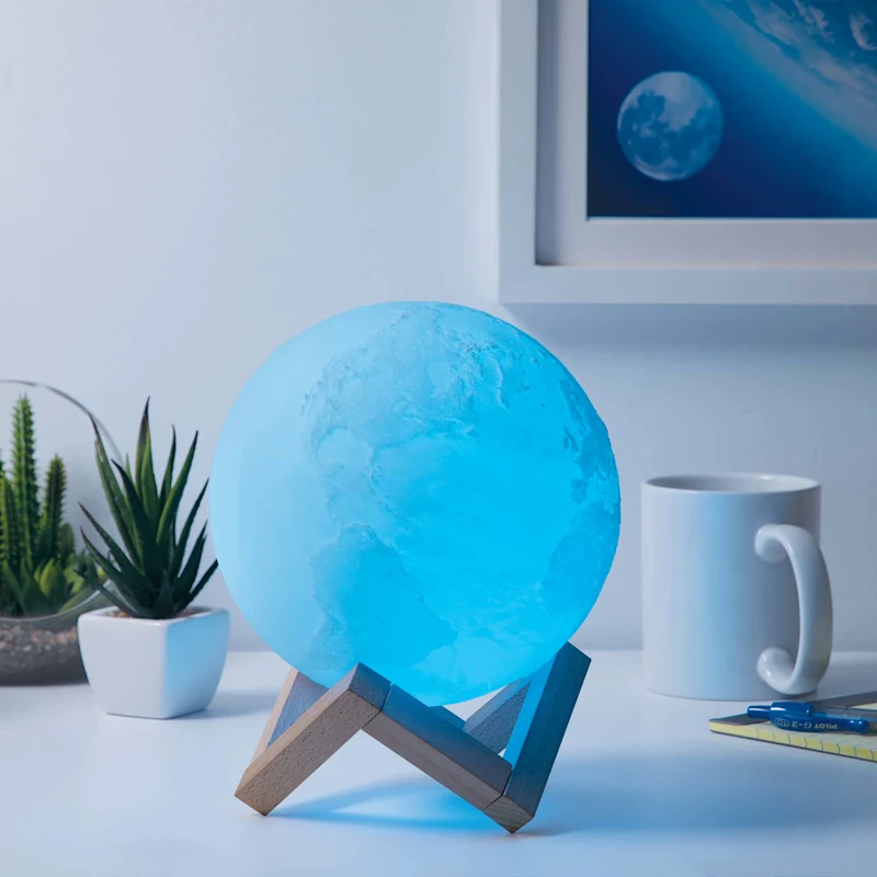 officialfye's tweet photo. Did you know that the first human flight to space was on April 12, 1961? ๐ Celebrate by brightening up your space with these LEDs!โจ https://t.co/LRfl4abfnw
.
.
.
.
#Nasa #Rocket #orbit #moodlight #led https://t.co/VzPJpocj2O