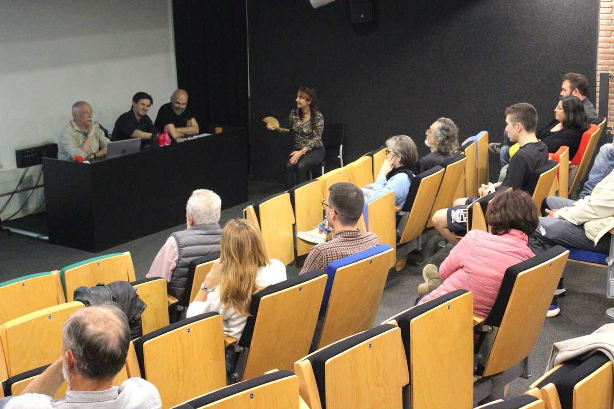 🟡 La Cup Castellar ha organitzat avui una xerrades a tres veus,  per parlar de com afectarà la construcció del nou tram de la carretera B-40 a Castellar amb:
 
▪️ Isidre Soler
▪️ Oriol Martori
▪️ Marc Taulats