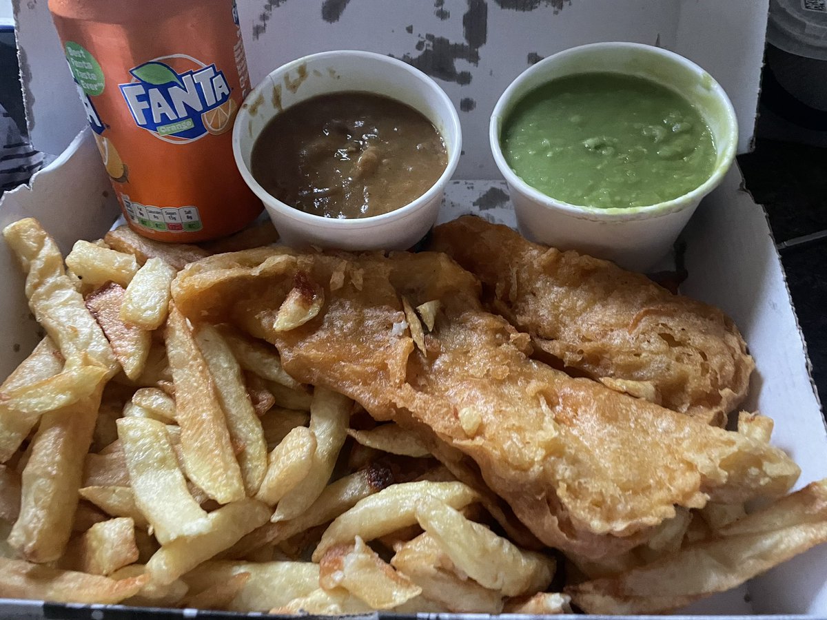 Take away dinner tonight Not the best but okay #FishnChips with mushy peas and curry sauce Not bat for £10 maybe some #Durban hackling