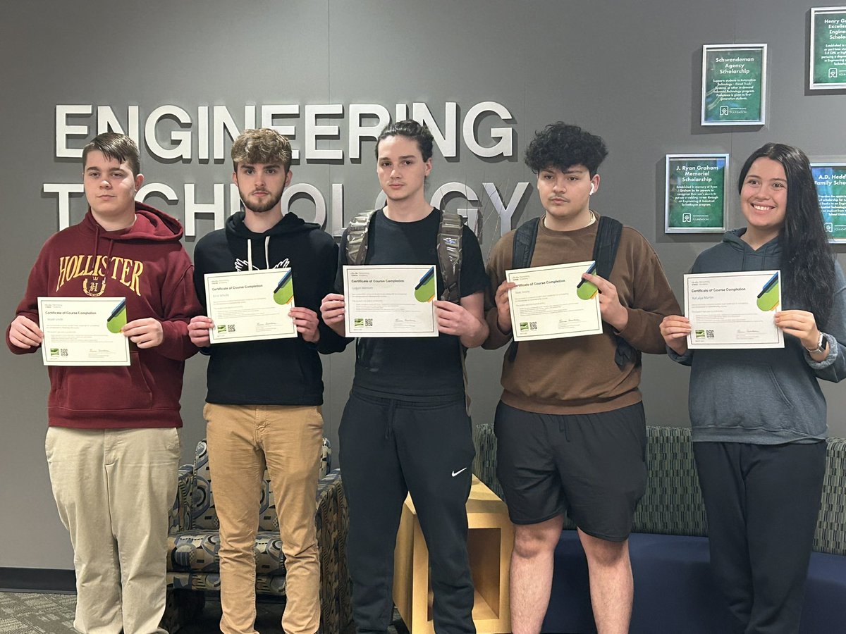 More credentials earned today in our @WSCOmarietta Cybersecurity pathway!! Congrats!! So appreciative of @plaintextMark and so many outstanding students!! #inCERTyourself @OhioOWT @OHEducation @AppSTEMCollab @OhioExcels @OhioHigherEd
