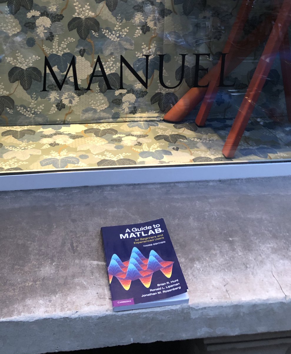 Look at what people leave on the street ! Is it because of open source ? Or just that GPT4, etc are better source of info when learning matlab ?
😯