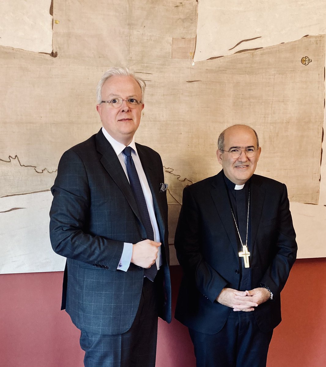 Deligthed to meet among other meetings at the #HolySee, Cardinal José Tolentino de Mendonça, Prefect of the Dicastery for Education and Culture to discuss our bilateral relations a.o. St. Willibrord and the Hopping Procession #UNESCO intangible cultural heritage 🇱🇺🇻🇦 #LUtoHolySee