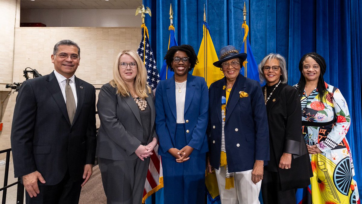 #HRSA Administrator Johnson joins @HHSGov @SecBecerra, @RepAdams, @RepRobinKelly and @RepUnderwood at the Black Maternal Health Outcomes Matter event and discusses best practices and innovative models used to improve maternal and infant health outcomes. #BlackMaternalHealthWeek