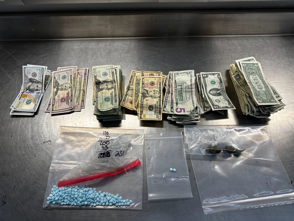 Recently our officers seized more than $2,000 in cash, more than 200 fentanyl pills, and other drugs as part of our department’s ongoing efforts to address criminal activity happening along the Jordan River Trail. Details: slcpd.com/2024/04/12/slc… #SaltLakeCity #SLC #SLCPD