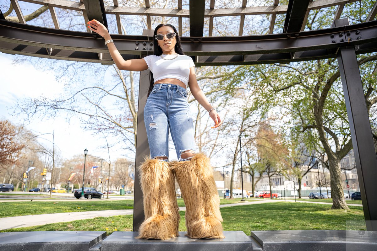 SashP215's tweet image. Some Call Me Sash…. Some Call Me P…. ♐️

Pups By #DonnaOceans #OceanDeep

📸: @dewayne_rhyno215_johnson_  @franklins_and_diamonds_llc ✨✨✨

#fyp #sashp #photo #music #art #fashion