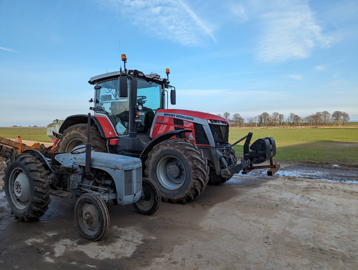 Mark Vickers tweet media