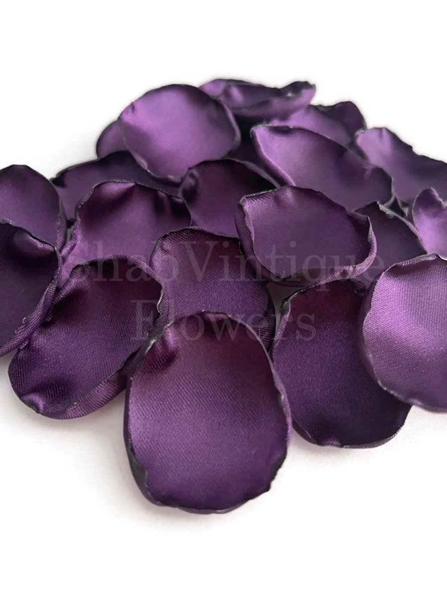 Add a touch of elegance to your Fall wedding with these stunning purple rose petals 🌹💜 Click the link to shop now! #WeddingDecor #RusticWedding… dlvr.it/T5QvST #weddingflowers #centerpieces #handmade #bridetobe2024 #bridetobe2025 #bridalshower #confetti #birthdayparty