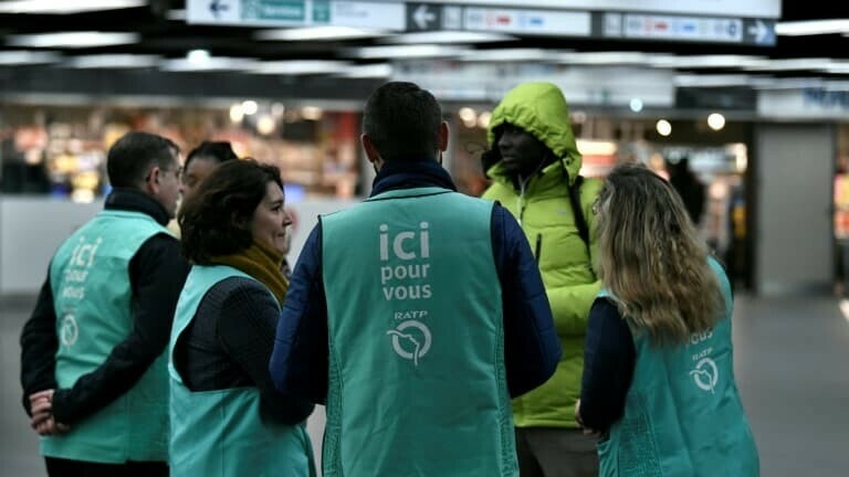 Paris: la RATP lance une campagne de lutte contre l'agression de ses agents l.bfmtv.com/Al8O