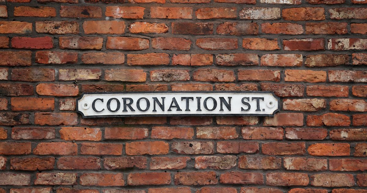 #CoronationStreet icon breaks silence as they leave soap after 16 years ok.co.uk/tv/emotional-c…