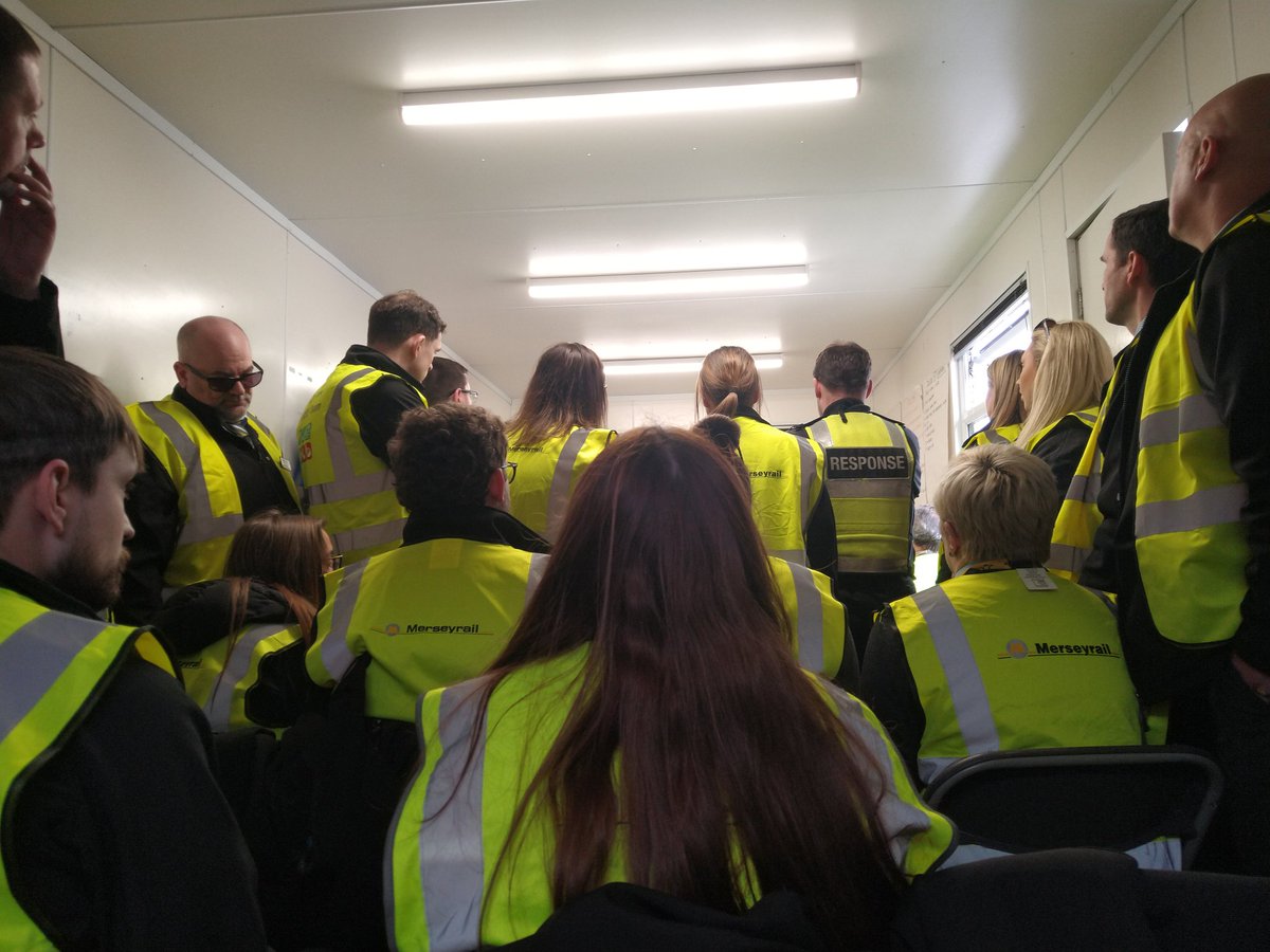 chaplain_karen_'s tweet photo. A great to days being part of the well-oiled #merseyrail machine at #AintreeRaces https://t.co/17RPgnQ6Hg