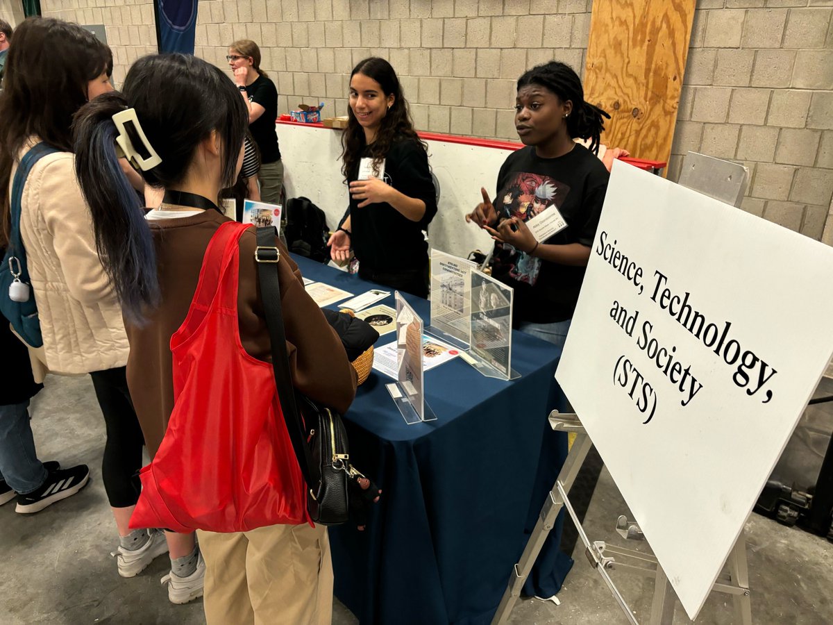 During a recent #academic expo, students explored educational opportunities across multiple disciplines with #MIT faculty and staff.