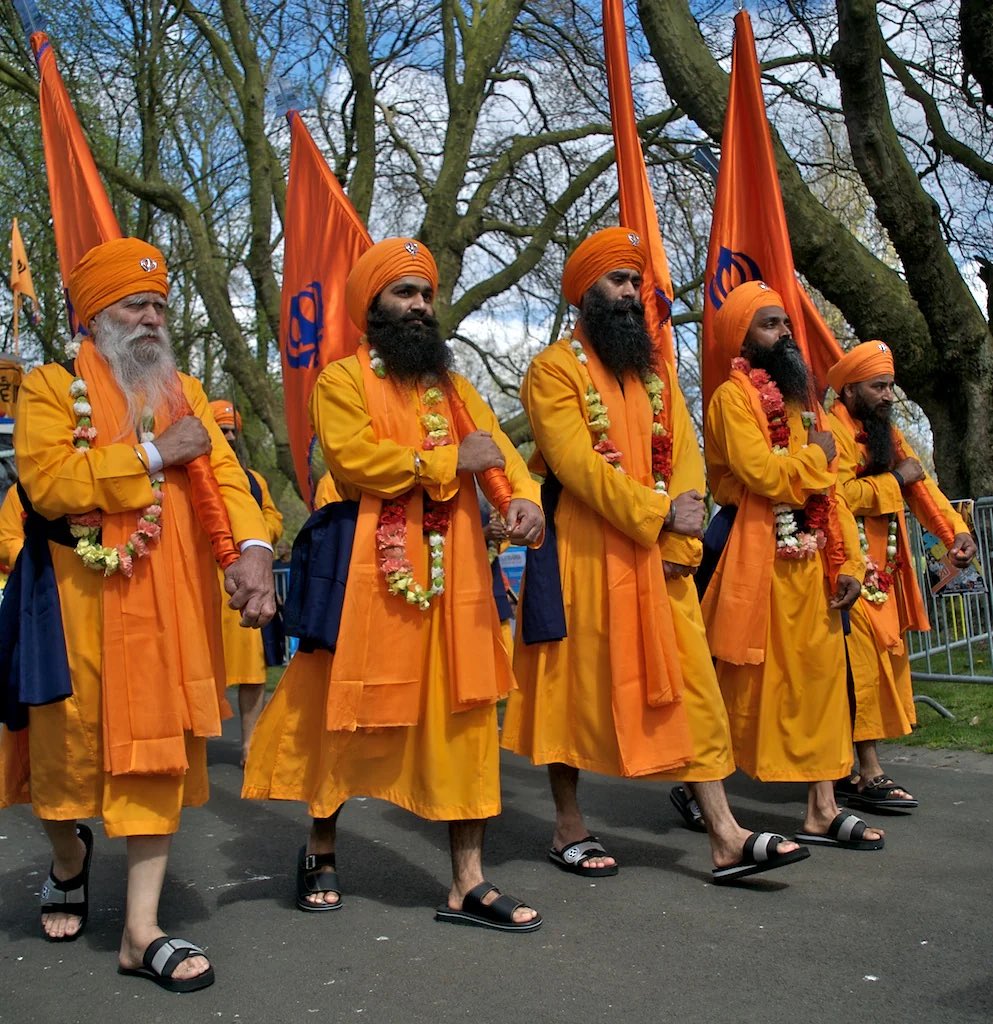 Guru Gobind Singh Ji promoted equality, abandoned the class system to bring us under one banner! The Saint also became the Soldier Standing against discrimination and tyranny and helping the defenceless and feeding the poor! 325 yrs of The Glory of Being Sikh 💙🧡💙🧡💙🧡