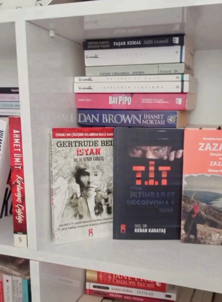 Bu güzel kareyi bize gönderen İzmirli okurumuza teşekkürler.🙏 - Osmanlı’nın çöküşünü hızlandıran İngiliz ajan Gertrude Bell.. İSYAN - Türklerin yerleşik hayata geçiş sürecinden Cumhuriyet dönemine kadar ki Türk istihbaratı.. TİT bkmkitap.com/kenan-karatas