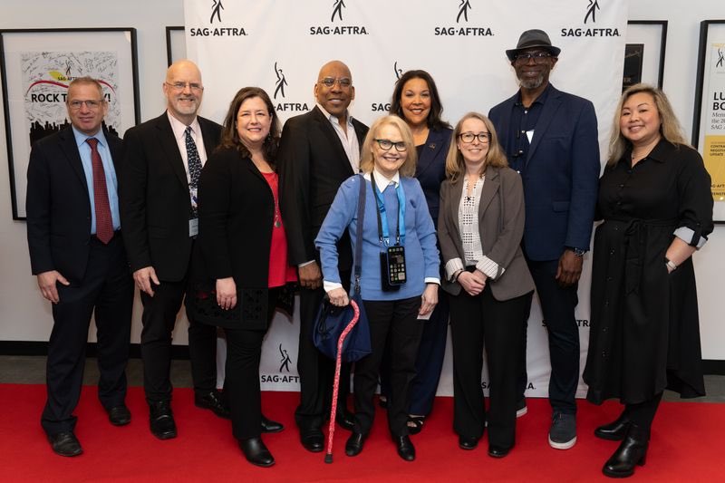 SAGAFTRANY's tweet photo. #RockTheCity (2/2)
📸 Derek French | Shutterstock for SAG-AFTRA https://t.co/eWDCVJJ59I