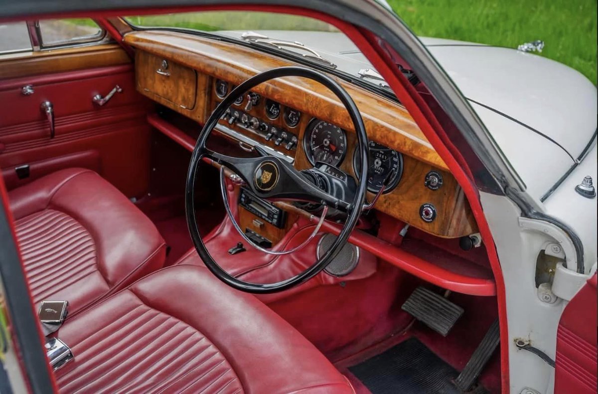 3.8S One of the best Jaguar interiors IMO. #classiccar #british #1960svintage