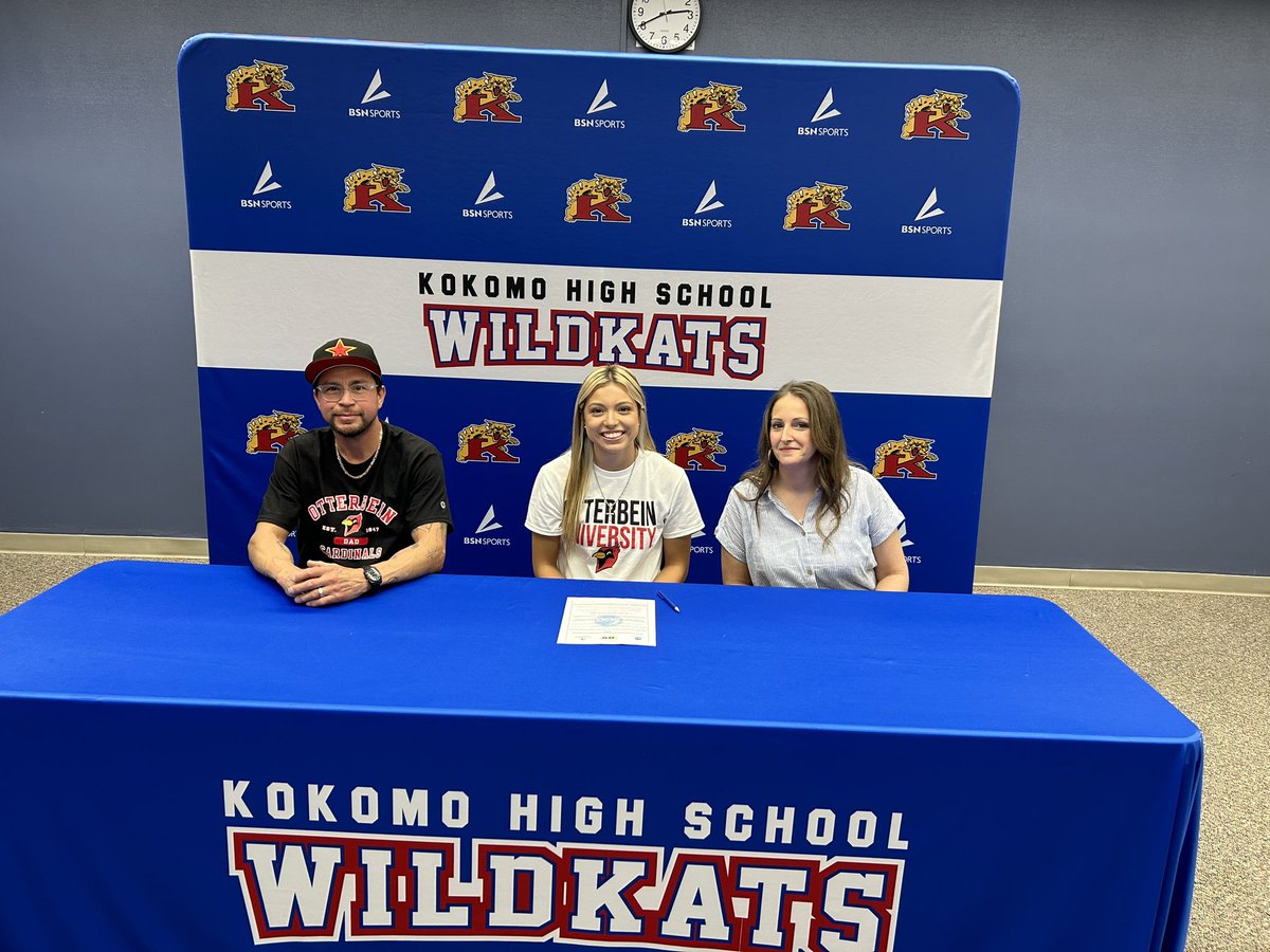 Congratulations to Mia Castillo on signing to continue her track career at Otterbein University.