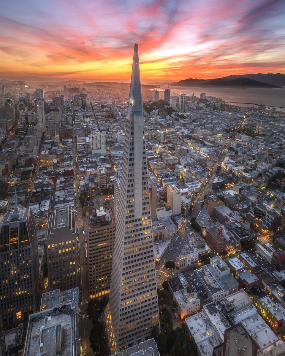 San Francisco’s Transamerica Pyramid illuminated under a fiery sunset sky. . #heatercentral #artofvisuals #epicimagez #depthobsessed #way2ill #streets_vision #citykillerz #fatalframes #theimaged #shotzdelight #all2epic #visualambassadors #creativeoptic #kenektphoto