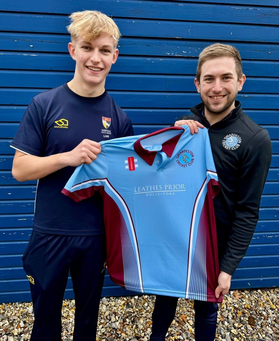 Delighted to announce the signing of Lewis Reeder. Lewis moves to us from @brookeccnorwich where he has played for the last 2 years in the @NfkCA Premier Division. A right-arm bowling all-rounder Lewis is the current @NorwichSchool 1st XI captain. More: swardestoncc.co.uk/2024/04/lewis-…