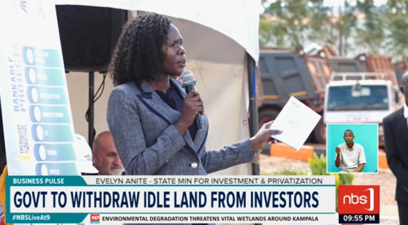 The government is threatening to withdraw land from investors at Namanve Industrial Park who have not developed their portions for the last five years. #NBSLiveAt9 #NBSUpdates The State Minister for Investment and Privatization Evelyn Anite says such delays are frustrating