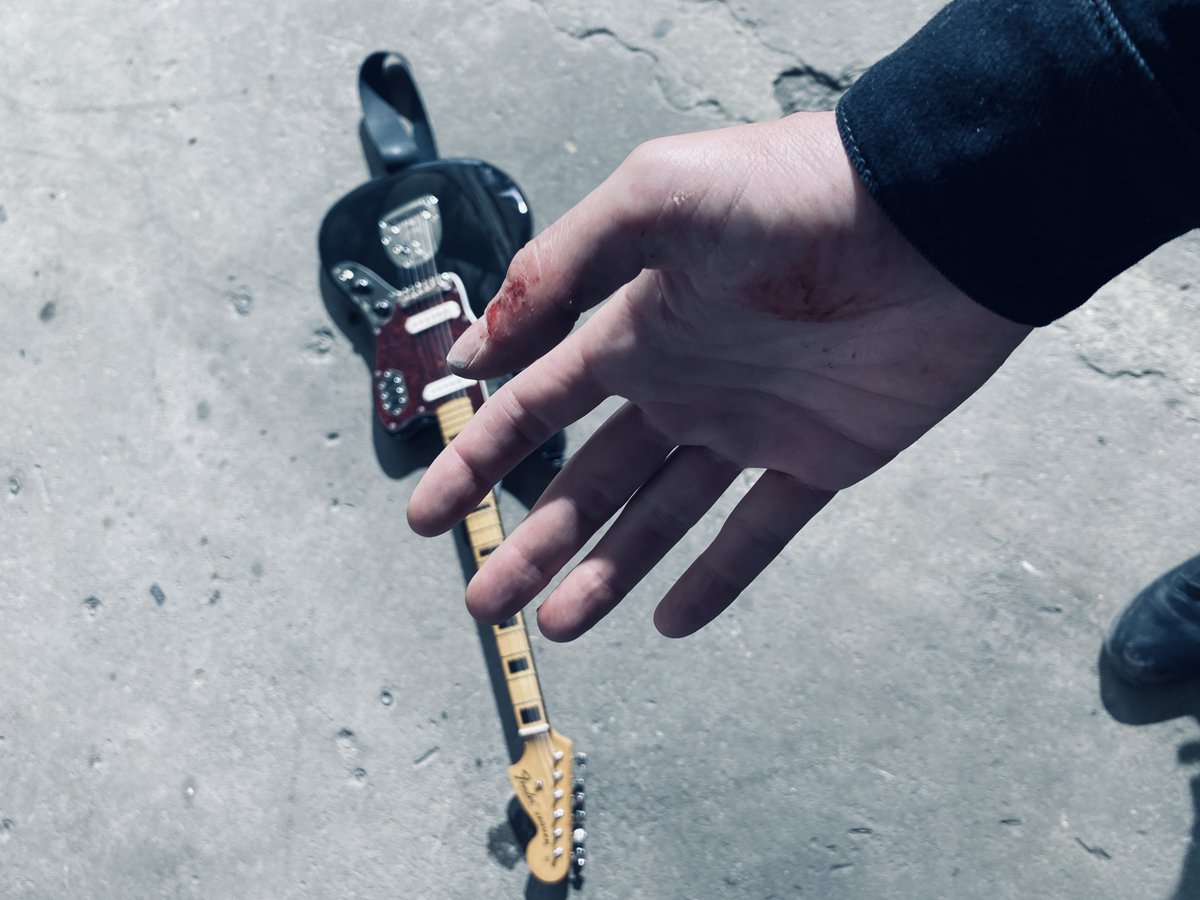 Jamie Campbell Bower tweet media