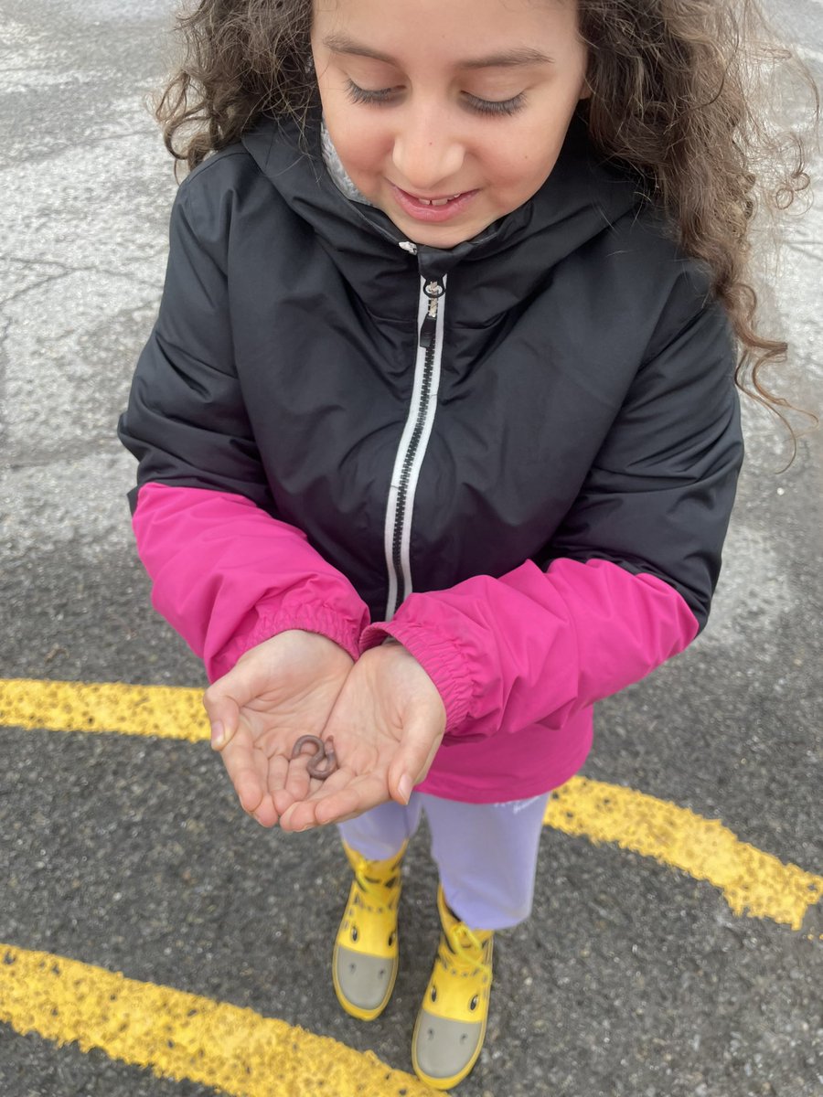 Rainy days and measurement = lots of memorable moments! #ocsbmath #beskt @StKateriOCSB