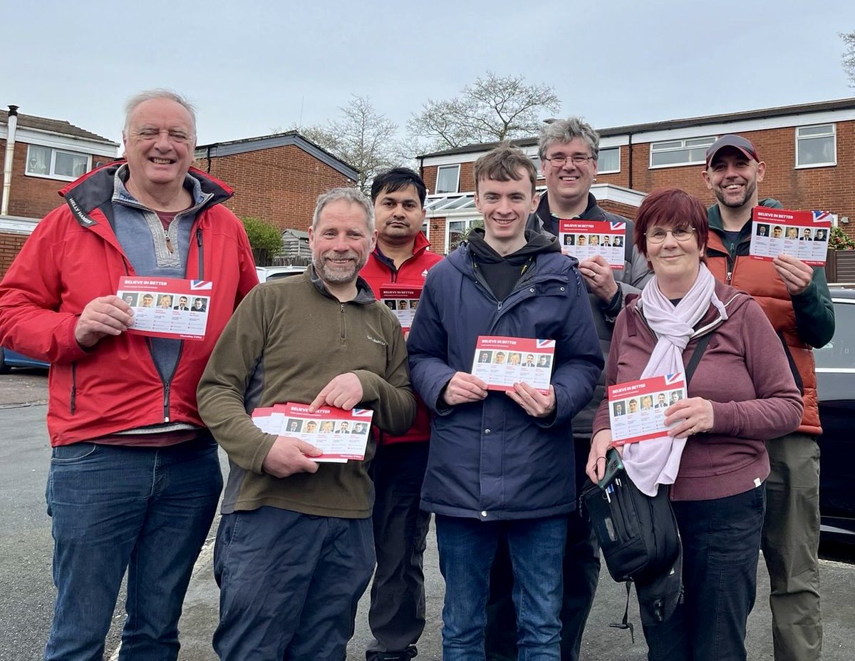 Another day out in Moorside for our wonderful candidate Ciaron Boles. It's always great to interact with residents and discuss local issues.
#Bury #Moorside #LabourDoorstep
#LocalElections2024