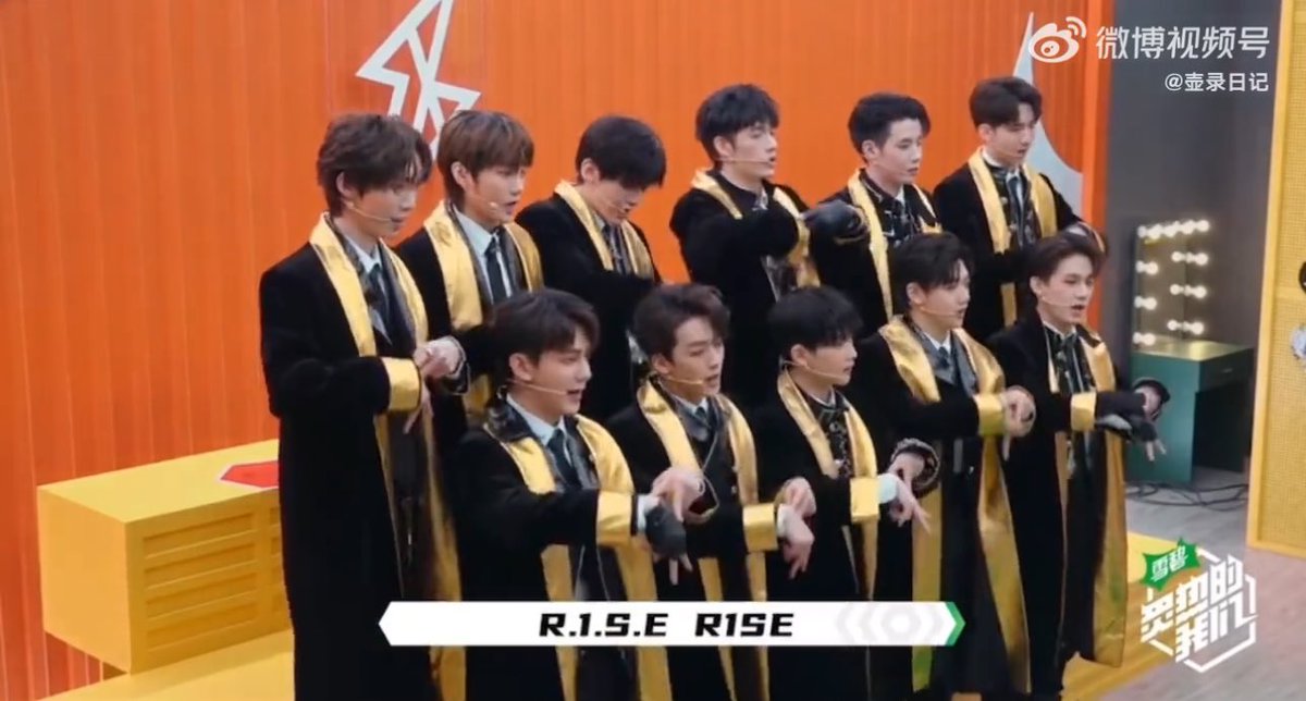 GamMy_vipsol's tweet photo. ถ้าวงฉันคือ หน้า5หลัง6 เป็นระบบอัตโนมัติ 55555555 https://t.co/vrKA7NKwkw