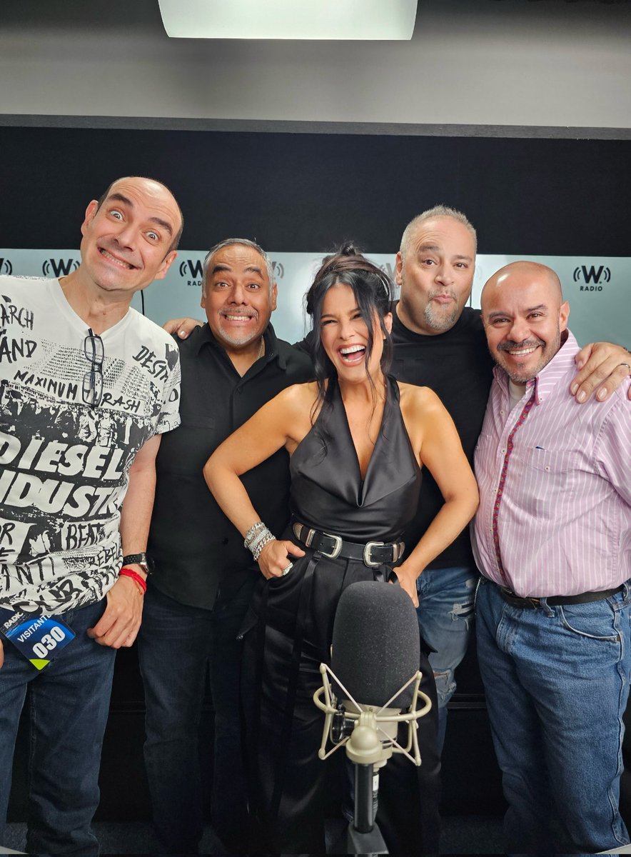 It was a blast!! 😂😂😂
@miguel_hoff
@cesarfilioshow
@lalomanzanoshow
@EDSONZUNIGA
.
#GuerraDeChistes