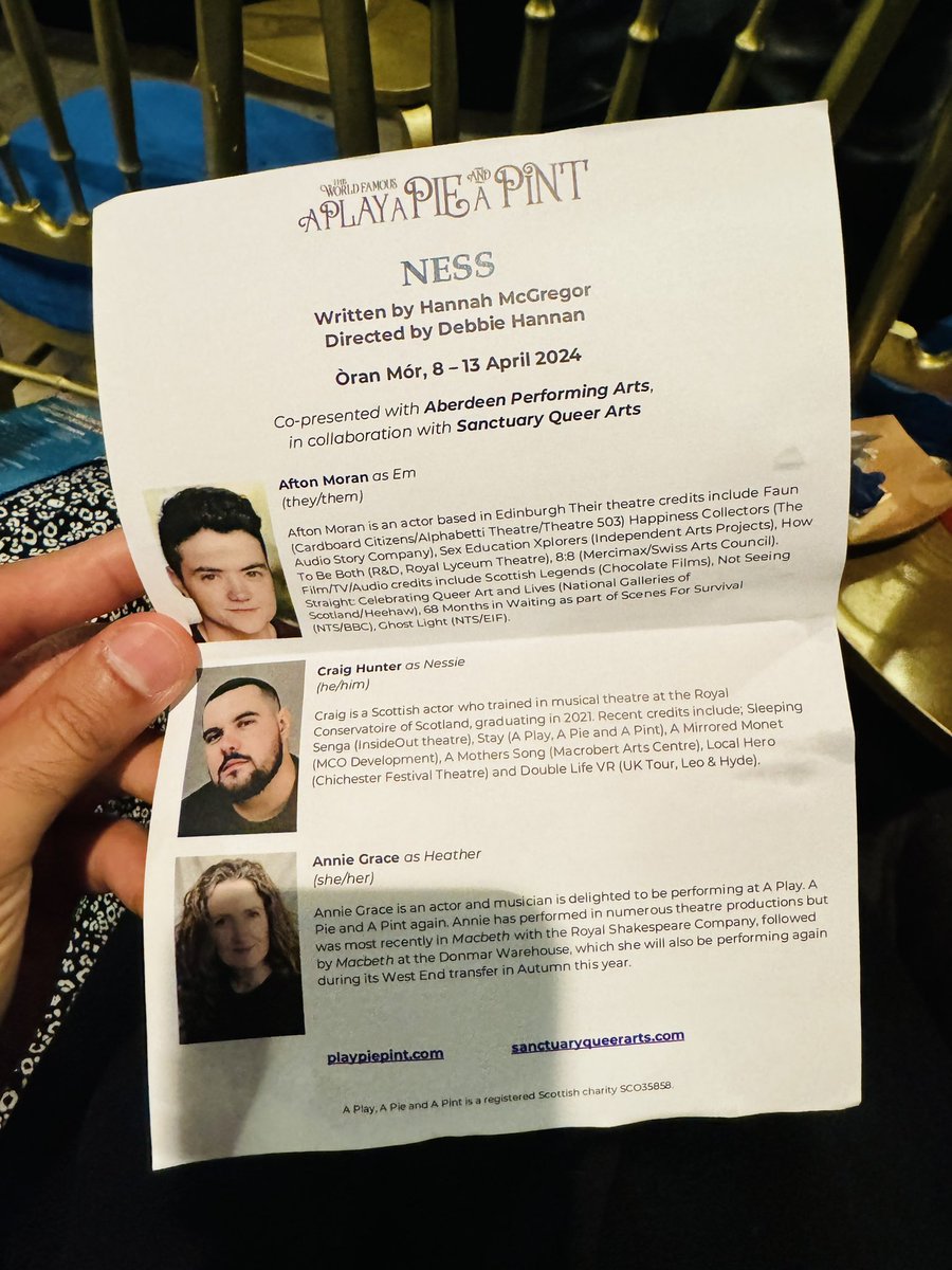 Thoroughly enjoyed ‘<a href="/PlayPiePint/">A Play, A Pie and A Pint</a> <a href="/OranMorGlasgow/">Òran Mór</a> this afternoon in #Glasgow watching ‘Ness’ by Hannah McGregor. A young #queer #Scot meets the misunderstood Loch Ness Monster in this new comedy. A masterclass on gender and identity. Brilliant work! 🫶🏾👏🏾 <a href="/AftonMoran/">Afton Arthur Moran</a> 🙌🏾